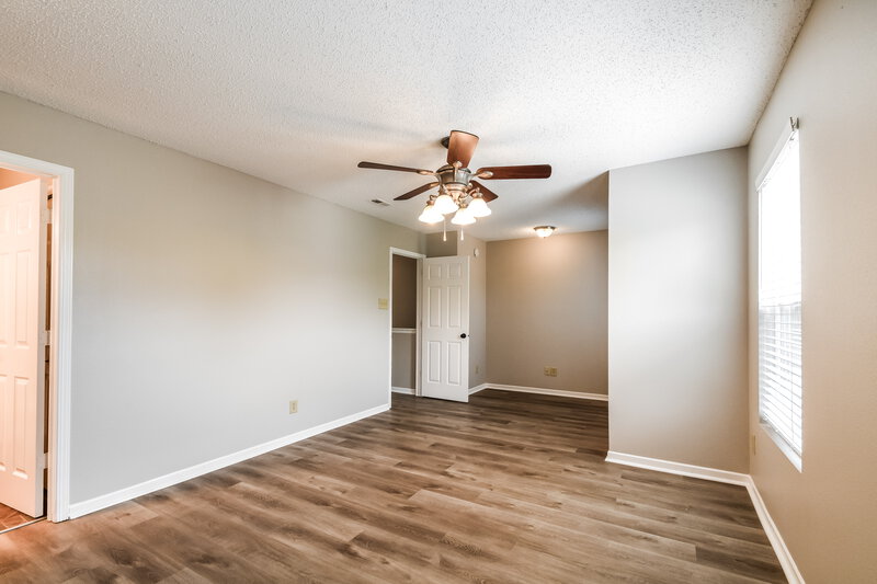 1,955/Mo, 14390 Black Farm Dr Noblesville, IN 46060 Misc View 3