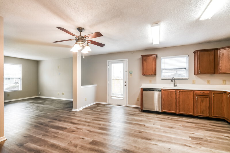 1,955/Mo, 14390 Black Farm Dr Noblesville, IN 46060 Misc View 6