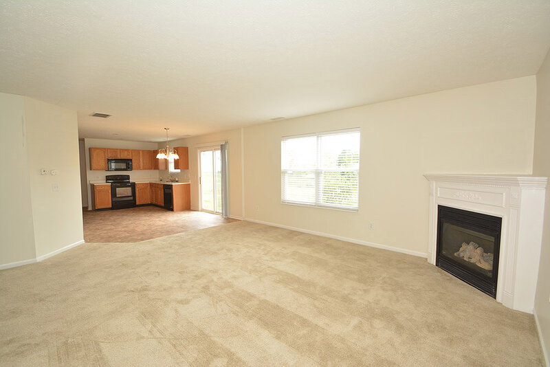 1,750/Mo, 19371 Romney Dr Noblesville, IN 46060 Family Room View 2