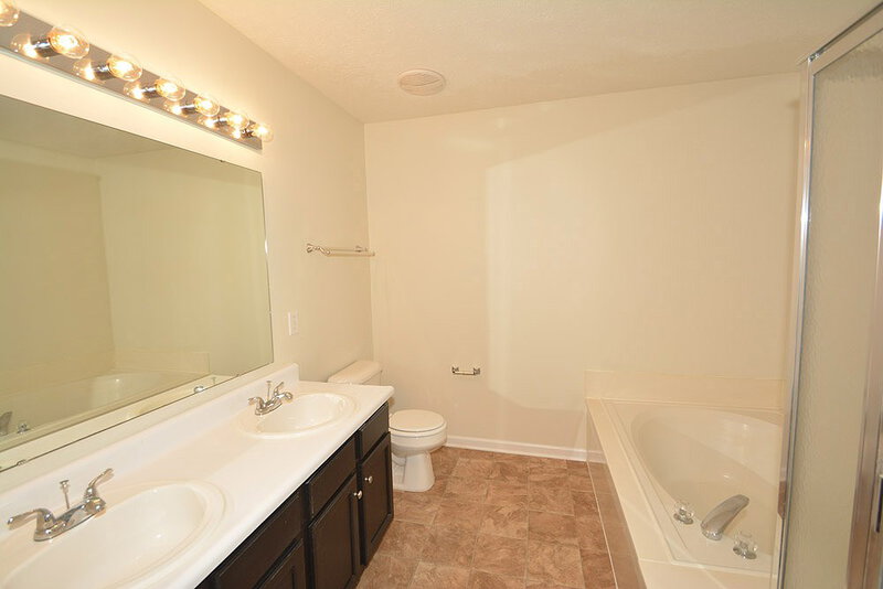 1,750/Mo, 19371 Romney Dr Noblesville, IN 46060 Master Bathroom View
