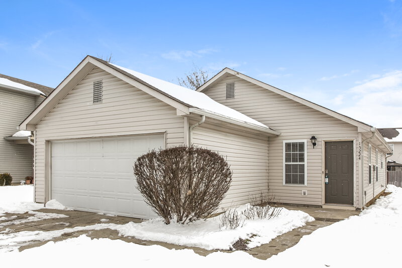 1,720/Mo, 15224 Fawn Meadow Dr Noblesville, IN 46060 Front View