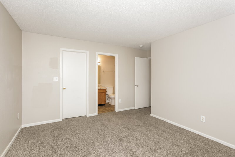 1,720/Mo, 15224 Fawn Meadow Dr Noblesville, IN 46060 Main Bedroom View