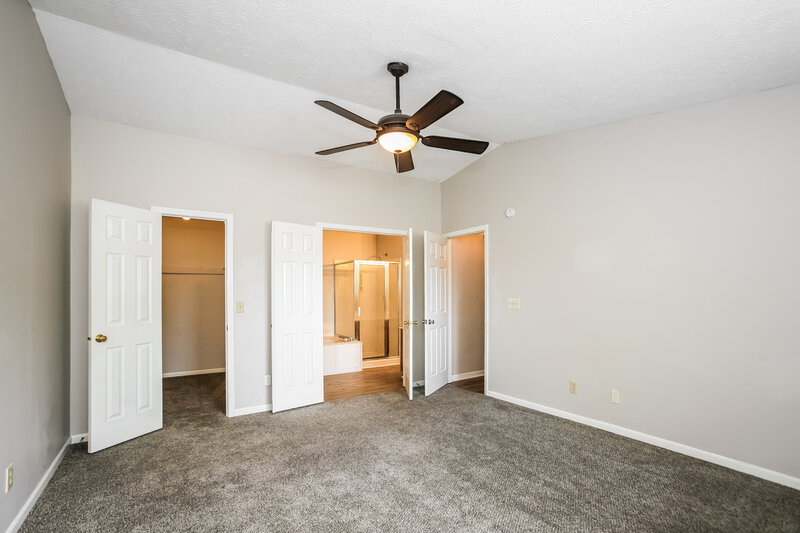 2,460/Mo, 2946 Scottsdale Dr Indianapolis, IN 46234 Main Bedroom View