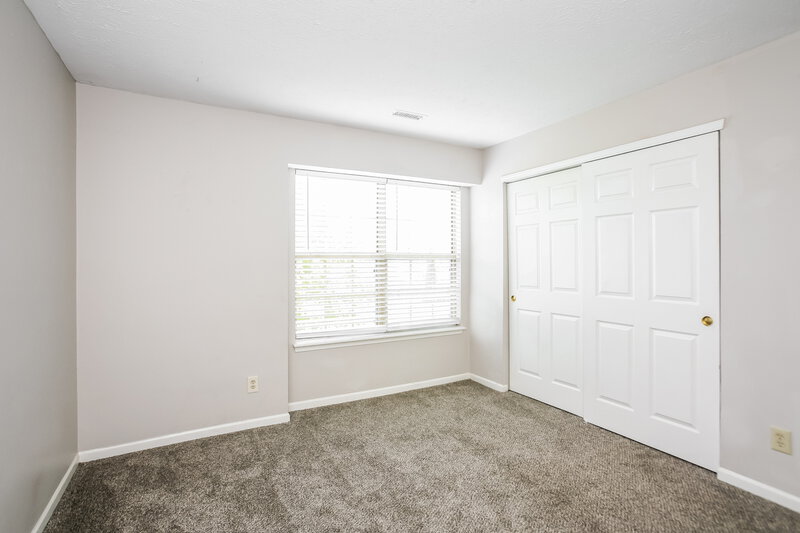 2,460/Mo, 2946 Scottsdale Dr Indianapolis, IN 46234 Bedroom View 2