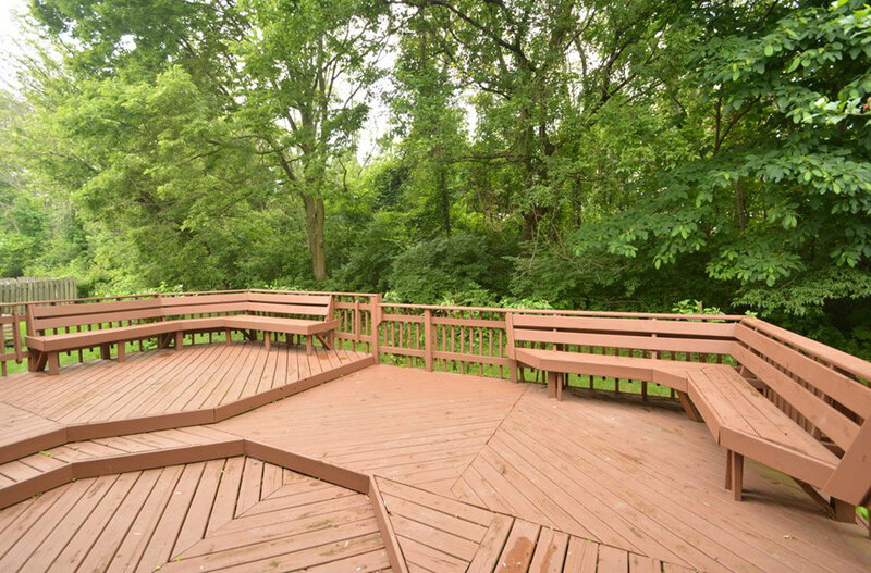 1,900/Mo, 2946 Scottsdale Dr Indianapolis, IN 46234 Deck View