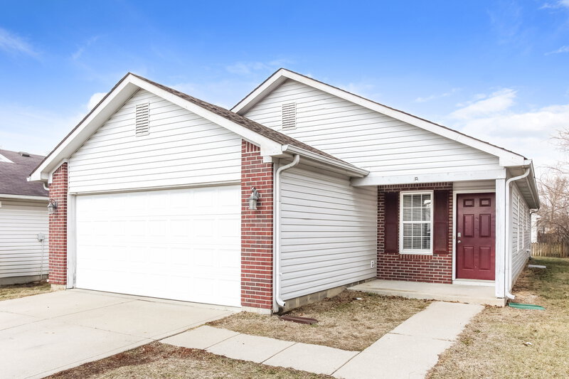 1,675/Mo, 5202 Sandy Forge Dr Indianapolis, IN 46221 Front View