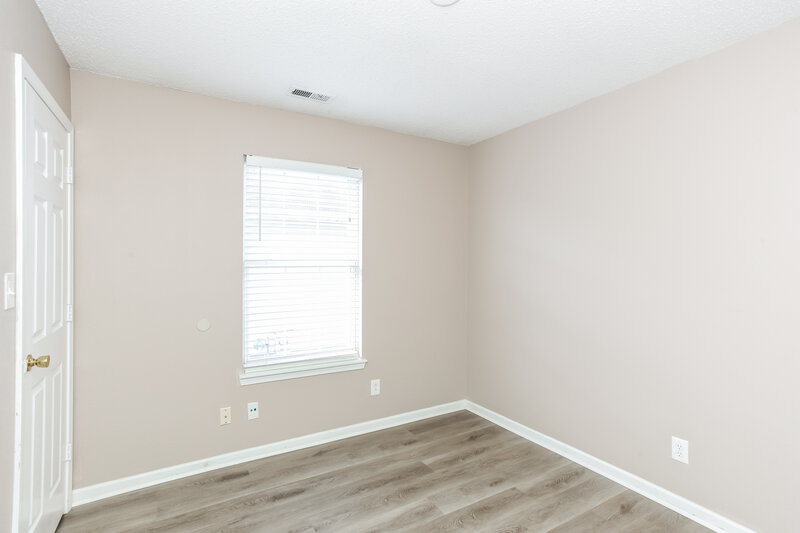 1,675/Mo, 5202 Sandy Forge Dr Indianapolis, IN 46221 Bedroom View 3