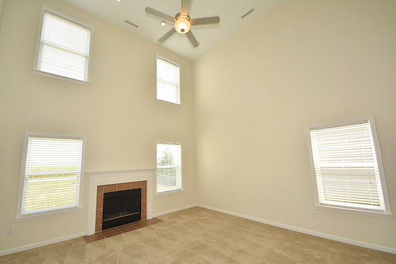 1,790/Mo, 15532 Old Pond Cir Noblesville, IN 46060 Great Room View