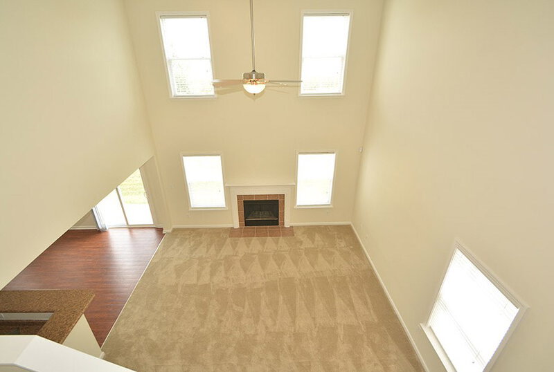 1,790/Mo, 15532 Old Pond Cir Noblesville, IN 46060 Great Room View 4