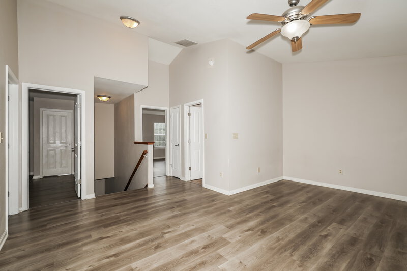 2,190/Mo, 18864 Prairie Crossing Dr Noblesville, IN 46062 Loft View 2