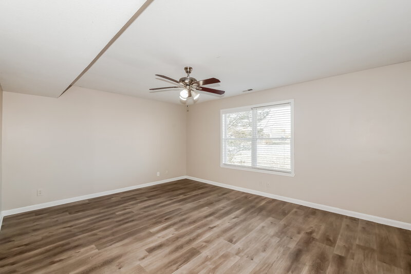 1,950/Mo, 8538 Baypointe Dr Avon, IN 46123 Family Room View