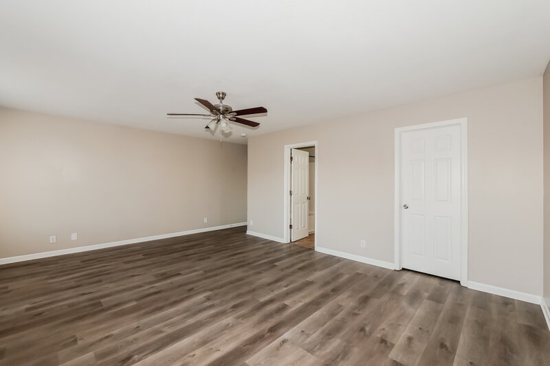 1,950/Mo, 8538 Baypointe Dr Avon, IN 46123 Main Bedroom View 2