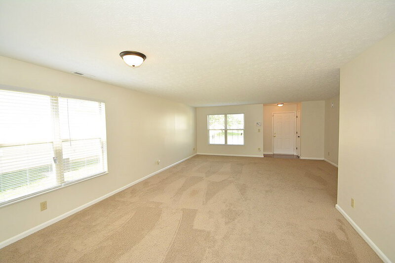1,640/Mo, 7817 Sergi Canyon Dr Indianapolis, IN 46217 Living Dining Room View