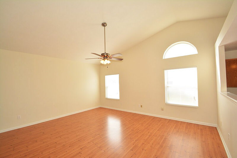 1,510/Mo, 6368 Kelsey Dr Indianapolis, IN 46268 Great Room View
