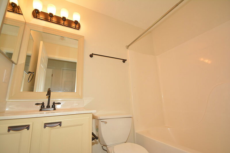 1,510/Mo, 6368 Kelsey Dr Indianapolis, IN 46268 Bathroom View 2
