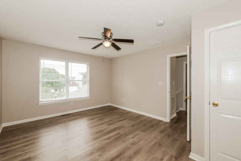 2,440/Mo, 7204 Parklake Pl Indianapolis, IN 46217 Main Bedroom View