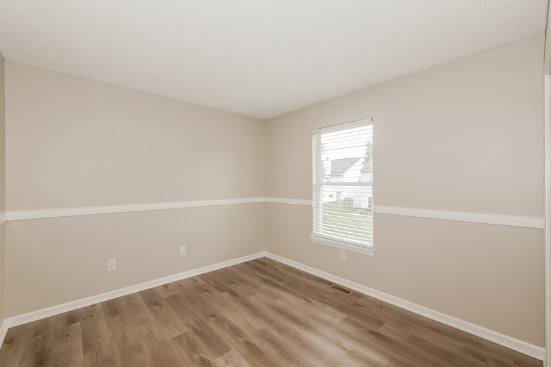2,440/Mo, 7204 Parklake Pl Indianapolis, IN 46217 Bedroom View
