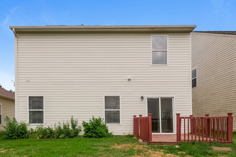 2,440/Mo, 7204 Parklake Pl Indianapolis, IN 46217 Rear View