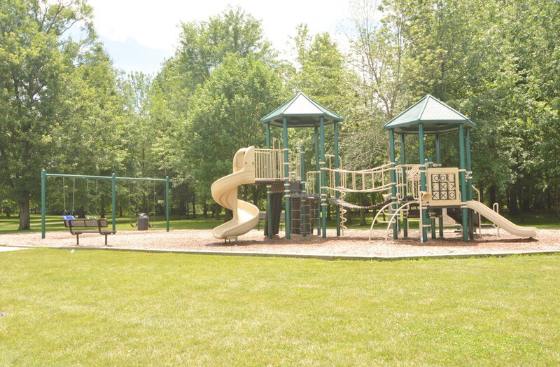 2,070/Mo, 15442 Gallow Ln Noblesville, IN 46060 Playground View