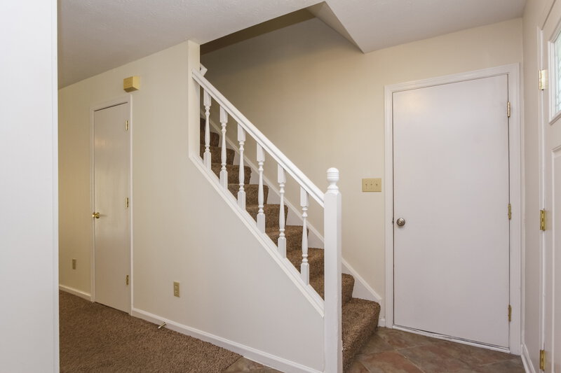 2,550/Mo, 17764 Cedarbrook Dr Westfield, IN 46074 Stairwell View