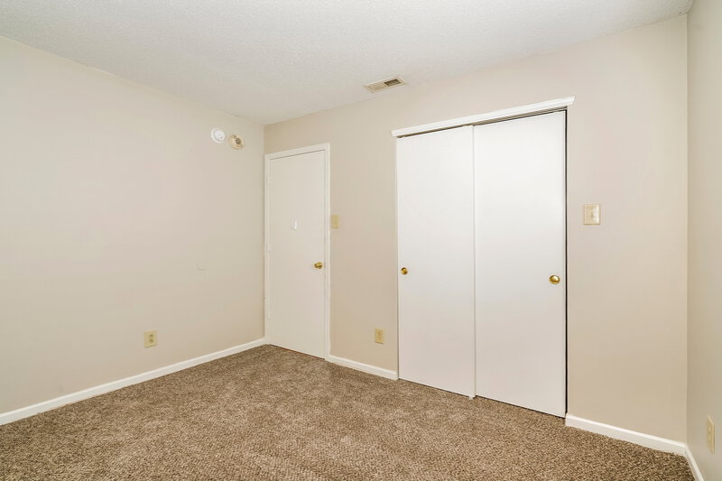 1,920/Mo, 10813 Timothy Ln Indianapolis, IN 46231 Bedroom View 2