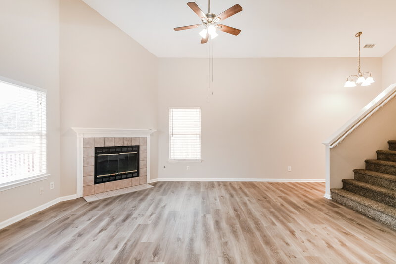 1,900/Mo, 16804 Lowell Dr Noblesville, IN 46060 Living Room View