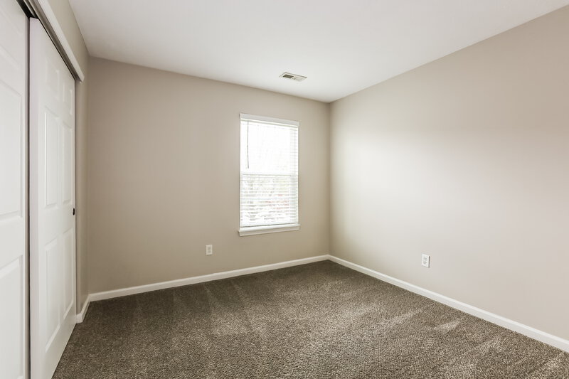 2,010/Mo, 7329 Kimble Dr Indianapolis, IN 46217 Bedroom View 3