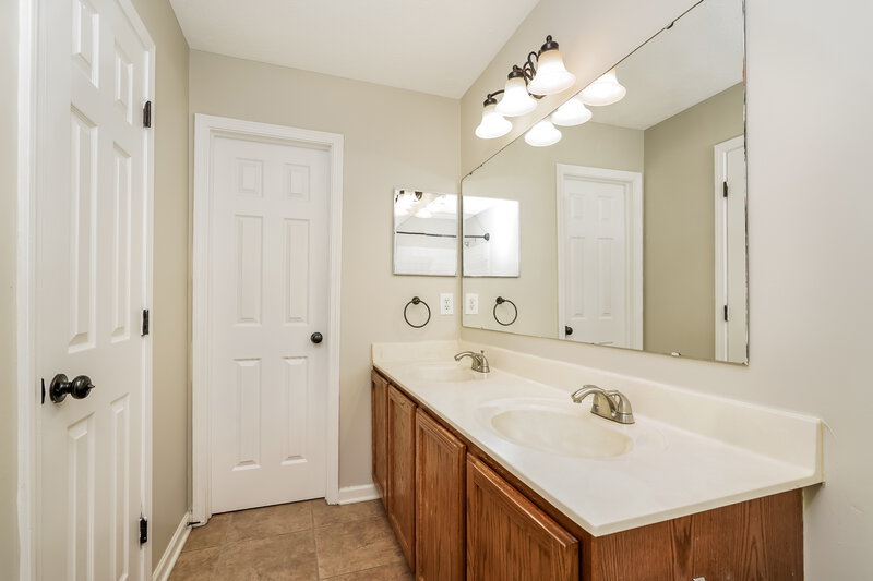 1,910/Mo, 7329 Kimble Dr Indianapolis, IN 46217 Misc View 11