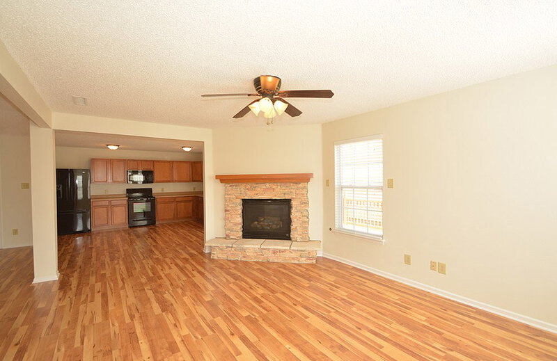 1,770/Mo, 15459 Border Dr Noblesville, IN 46060 Family Room View 2