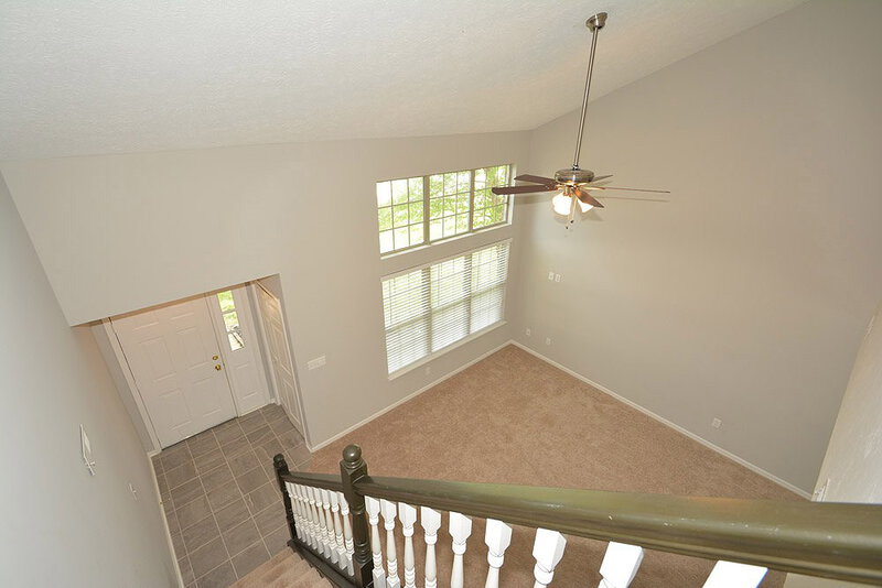 0/Mo, 8633 Douglaston Ct Indianapolis, IN 46234 Great Room View