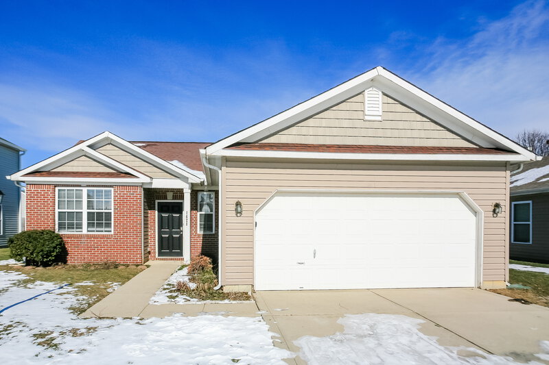 1,720/Mo, 1421 Dowell St Greenwood, IN 46143 External View