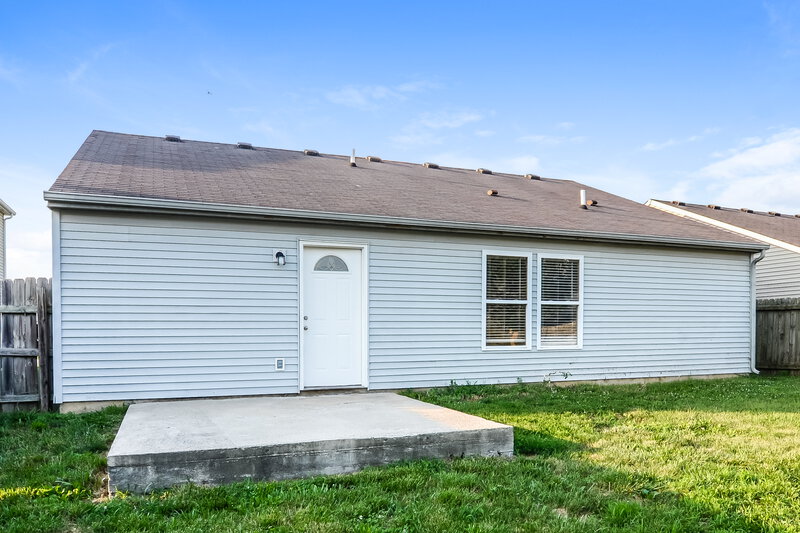 1,735/Mo, 1745 Brassica Way Indianapolis, IN 46217 Rear View