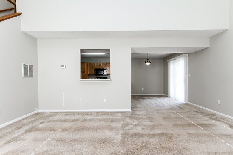 1,500/Mo, 8909 Stonewall Dr Indianapolis, IN 46231 Living Room View 4