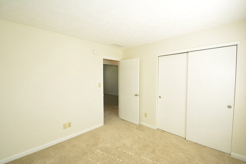 1,630/Mo, 1242 S Jefferson St Brownsburg, IN 46112 Bedroom View 2
