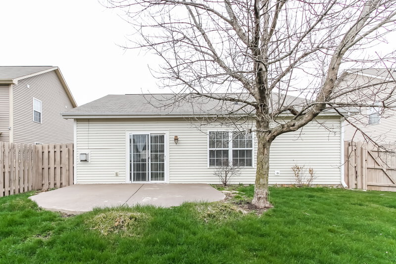1,710/Mo, 11507 Seabiscuit Dr Noblesville, IN 46060 Rear View
