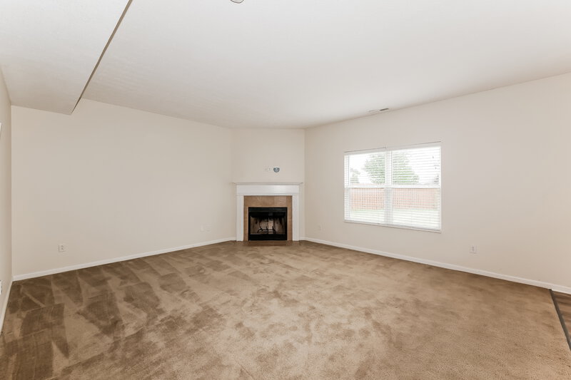 2,335/Mo, 12331 Quarterback Ln Fishers, IN 46037 Living Room View