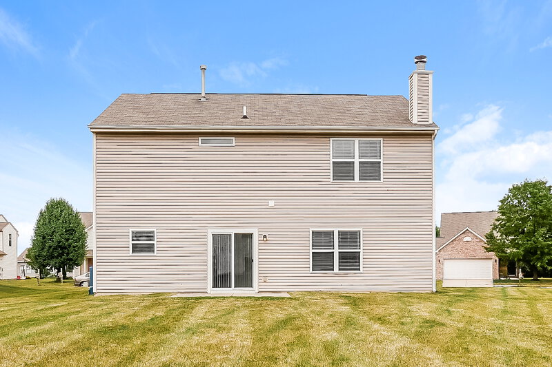 2,335/Mo, 12331 Quarterback Ln Fishers, IN 46037 Rear View