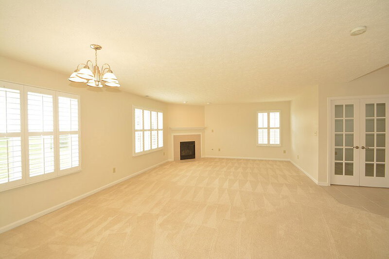 1,740/Mo, 3257 Monterey Dr Whiteland, IN 46184 Great Room View