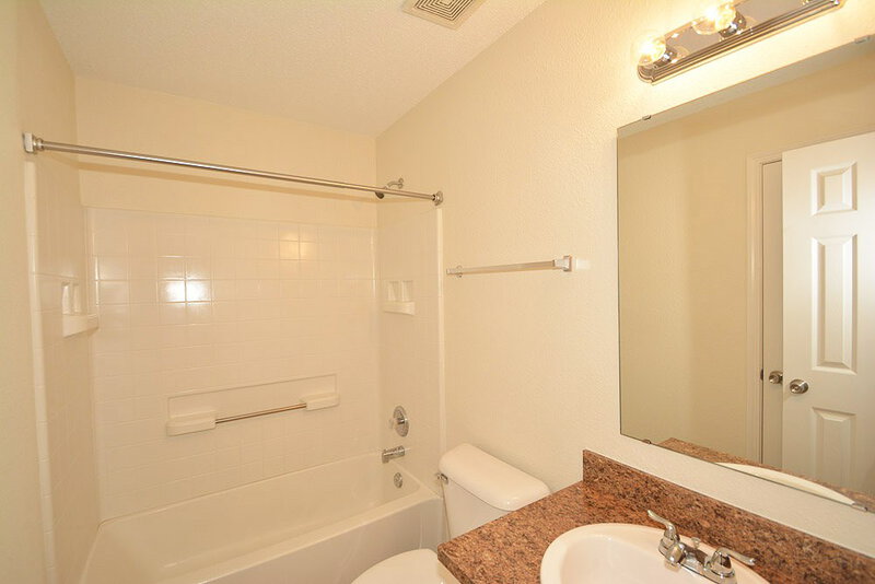 1,990/Mo, 12200 Doncaster Ct Fishers, IN 46037 Bathroom View