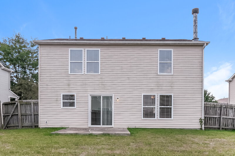 1,900/Mo, 10226 Homestead Dr Brownsburg, IN 46112 Rear View