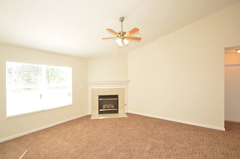 1,520/Mo, 5317 Thompson Park Blvd Indianapolis, IN 46237 Great Room View