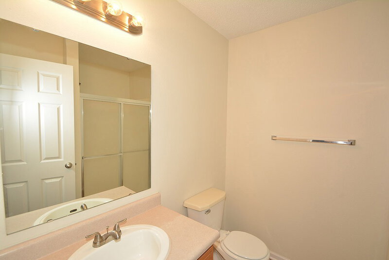 1,650/Mo, 15462 Ten Point Dr Noblesville, IN 46060 Master Bathroom View