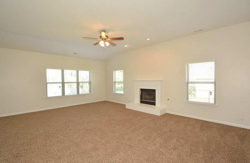 1,591/Mo, 862 Waveland Ln Greenwood, IN 46143 Great Room View 5