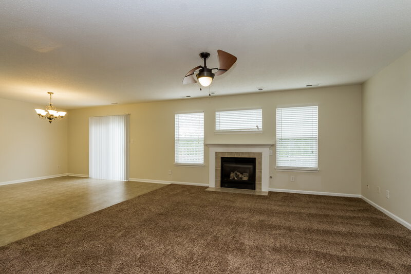 1,495/Mo, 3707 Whistlewood Ln Indianapolis, IN 46239 Living Room View 3