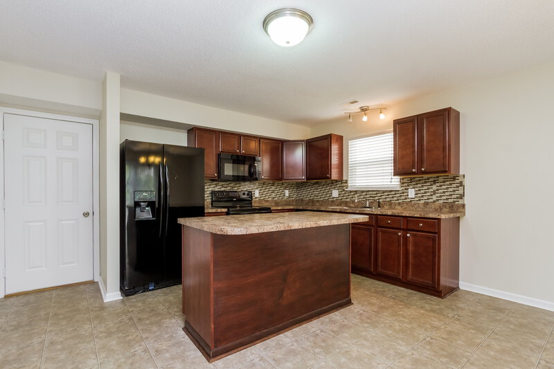 1,495/Mo, 3707 Whistlewood Ln Indianapolis, IN 46239 Kitchen View