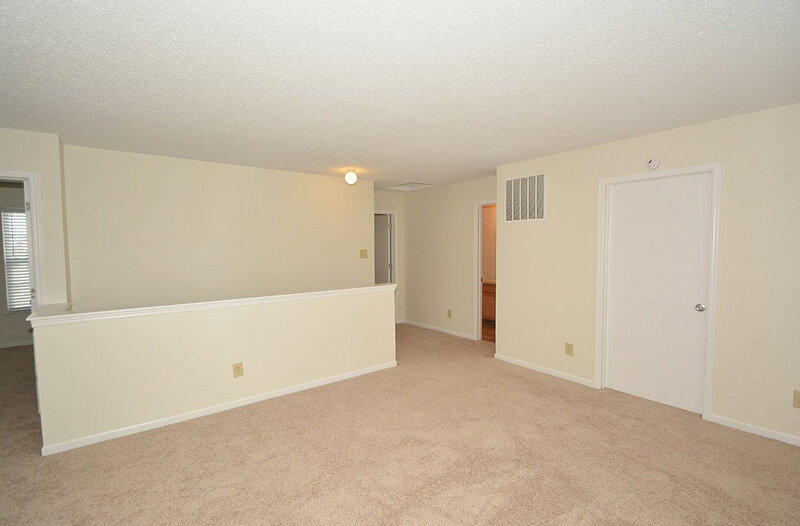 1,700/Mo, 10834 Timothy Ln Indianapolis, IN 46231 Loft View 2