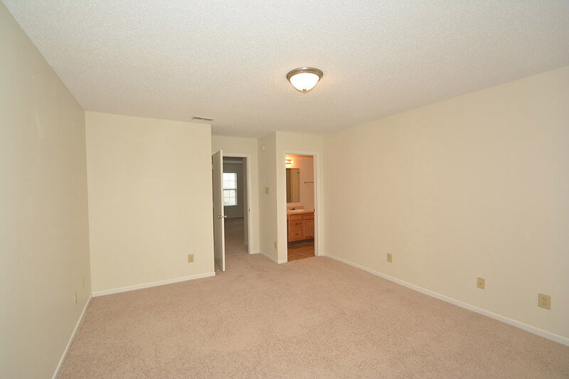 1,700/Mo, 10834 Timothy Ln Indianapolis, IN 46231 Master Bedroom View 2