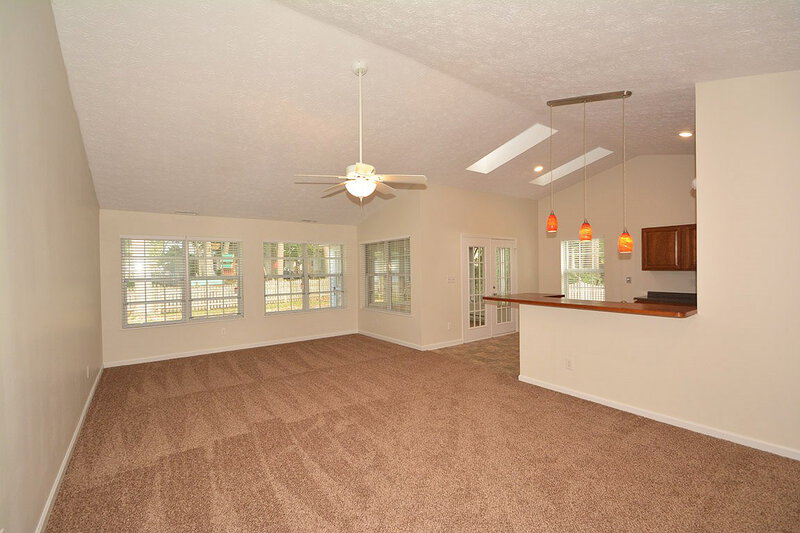 1,655/Mo, 3628 Crickwood Ct Indianapolis, IN 46268 Great Room View