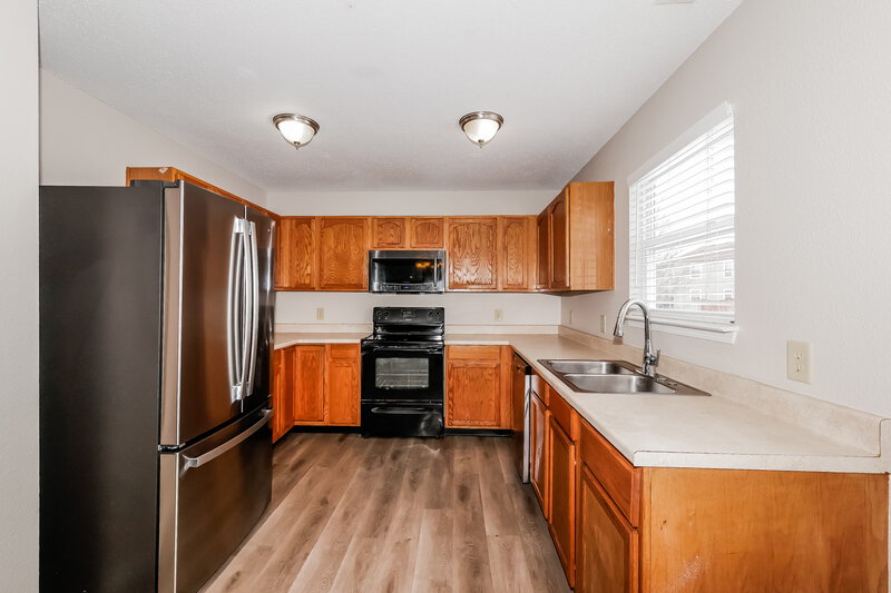 2,575/Mo, 5636 N Littleton Dr McCordsville, IN 46055 Kitchen View