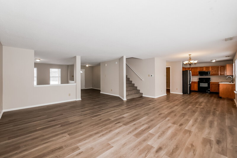 2,575/Mo, 5636 N Littleton Dr McCordsville, IN 46055 Family Room View 2